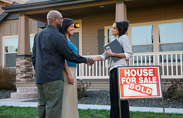 How Can a Real Estate Agent Help Me Sell My Home?